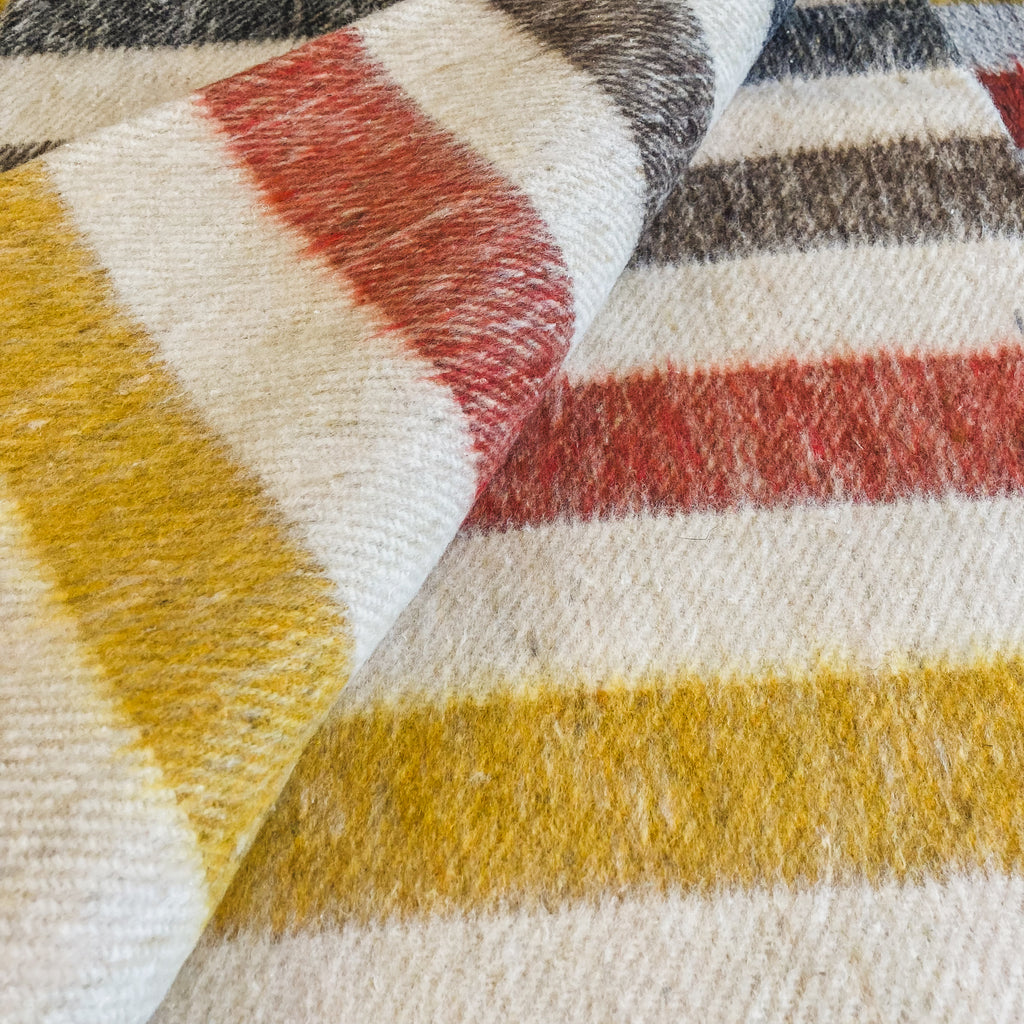 The Artesano XL Brushed Wool Blanket - Beige