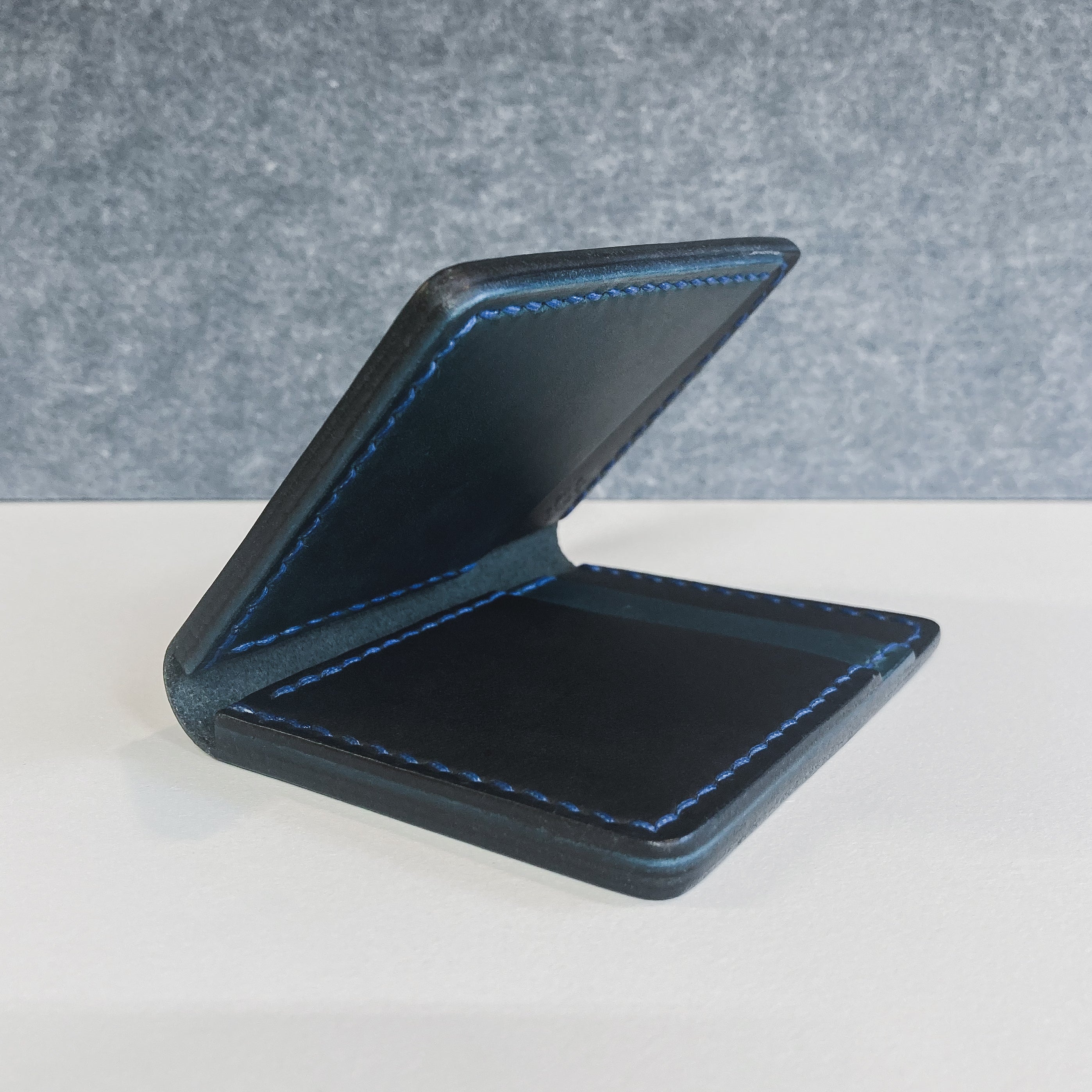 The Martin Wallet - Black & Blue Crazy Horse
